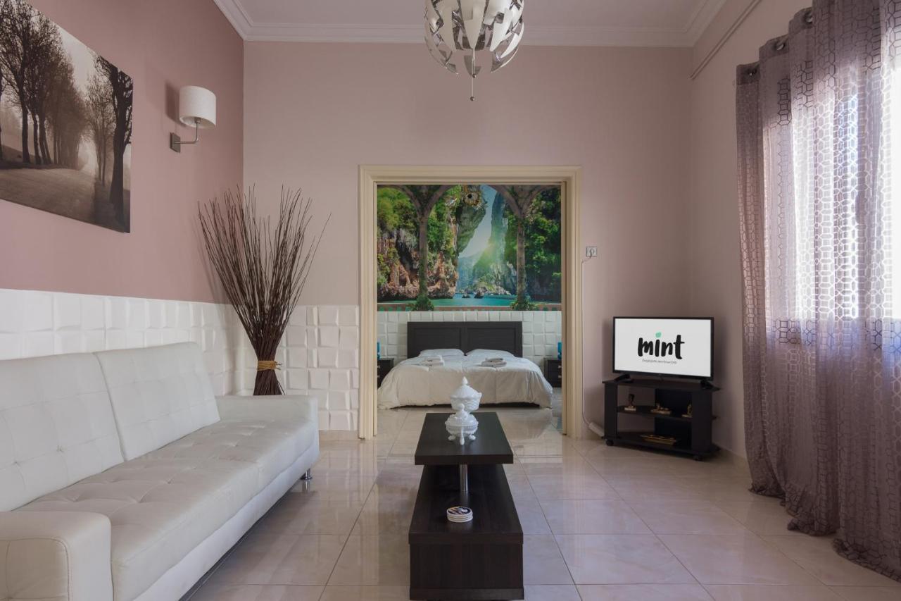 Delightful 2 Bedroom Flat Next To Mikrolimano พีเรียส ภายนอก รูปภาพ